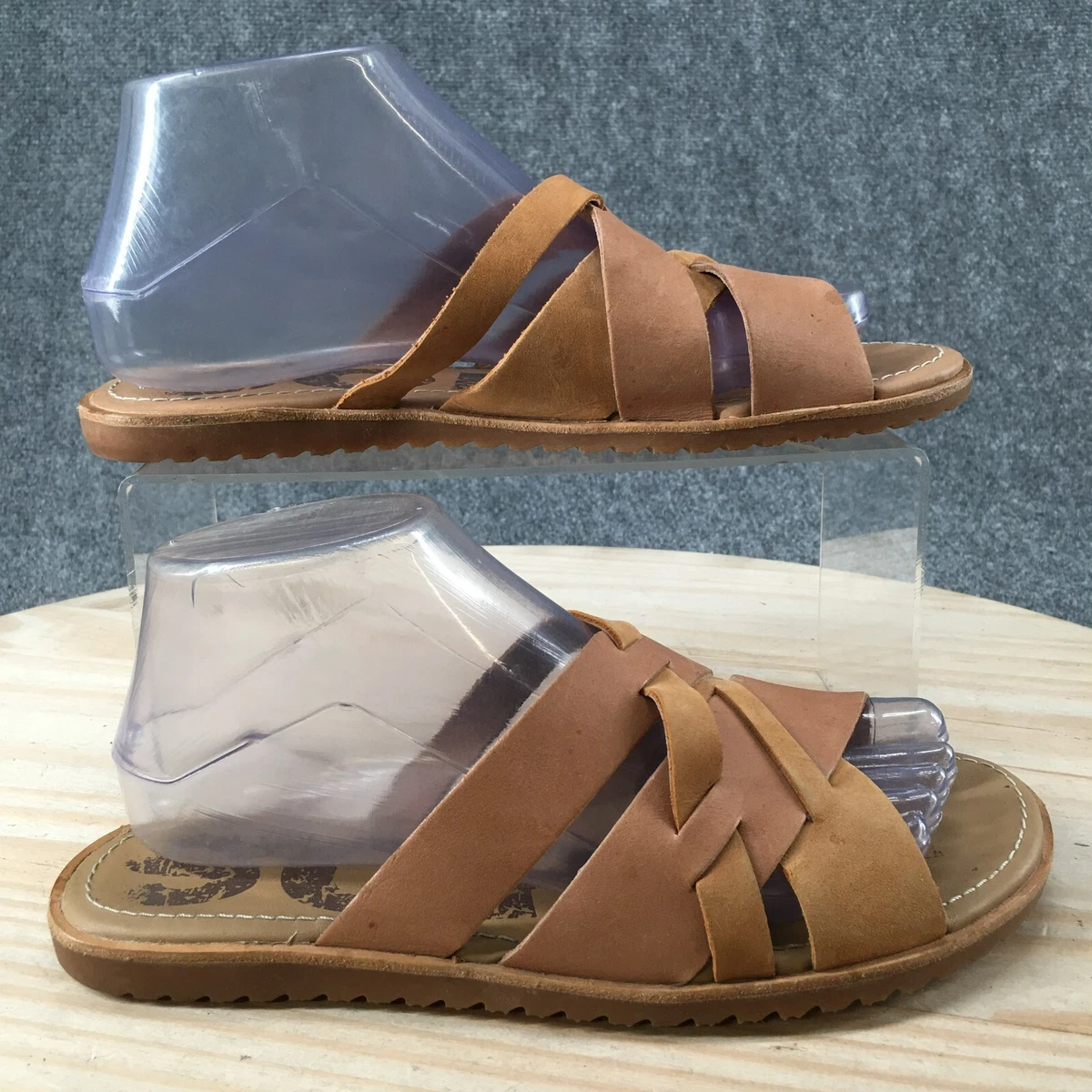 Sorel ella criss cross sandal 2025