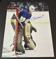 ROGIE VACHON Up CLOSE Defends NET Auto SIGNED 11x14 Photo LA KINGS HOF GOALIE