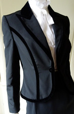 Escada Black Fitted Blazer With Velvet Trim Accents 38 Uk 10