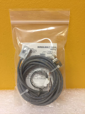 DE-STA-CO 810-156, 5/120 VAC/VDC, 500 mA, Proximity Sensor Switch, New + Accy!