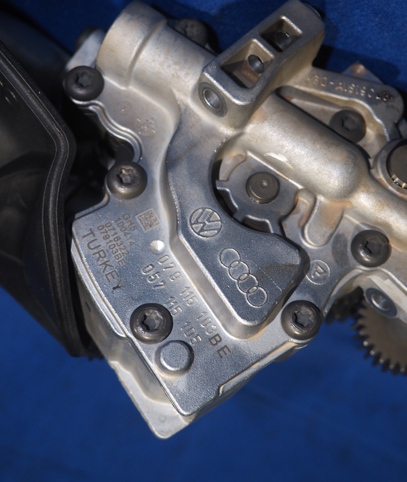 2013-2018 Bentley Continental GT GTC Spur 4.0L Engine Oil Pump Assembly 37K Mi!