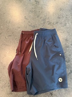 Vuori Men's Kore Shorts 7" Inseam Size Small Lined