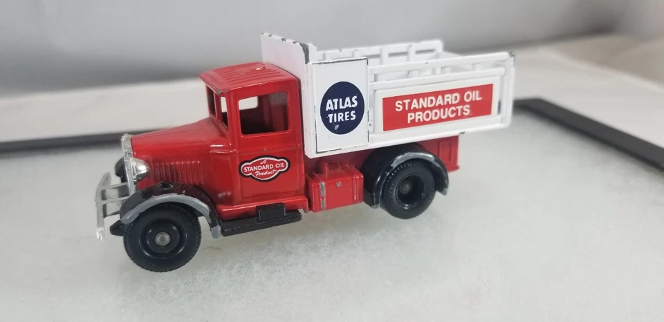 Lledo Standard Oil Atlas Tires Truck No 1 - Made in England / Loose - Image 2 of 4