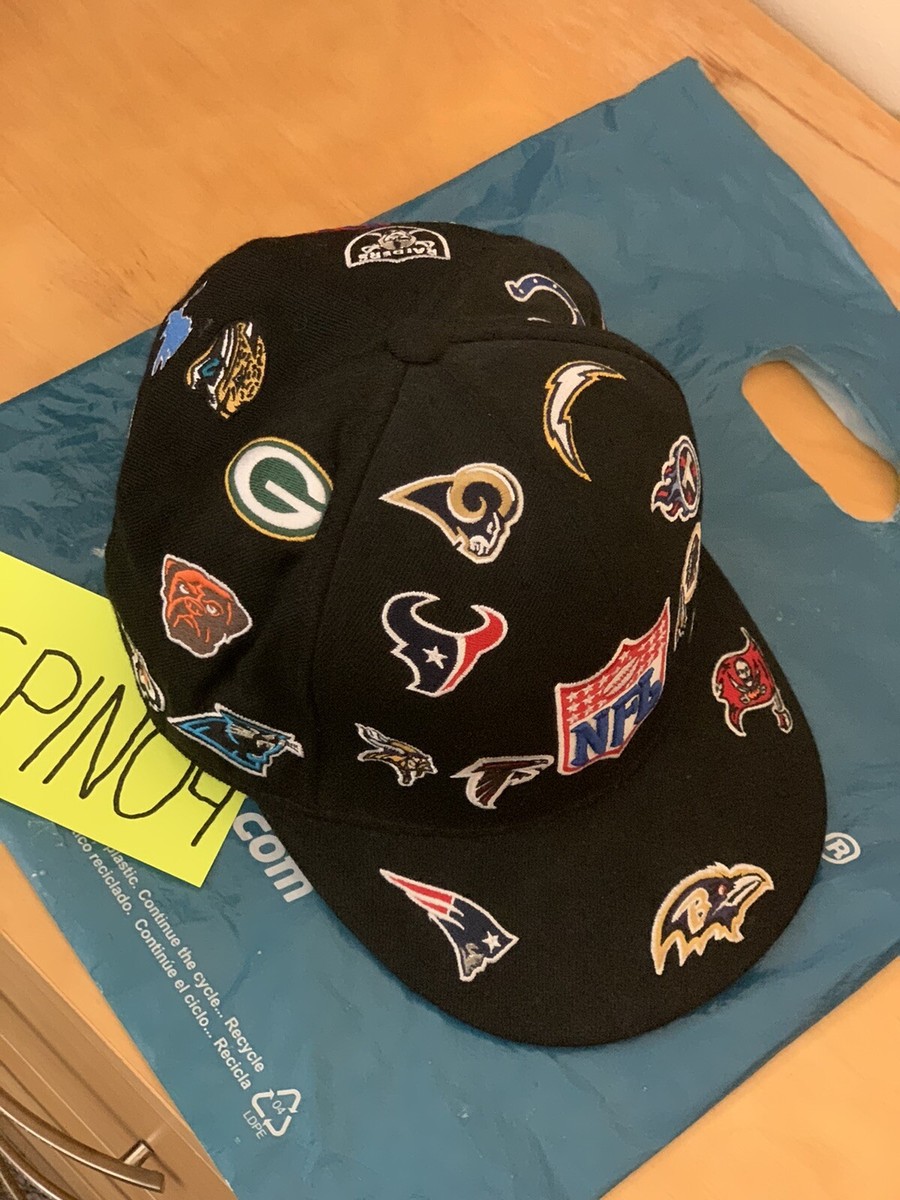 オードリー直筆サイン入りキャップ。リーボック。 NFLロゴ。フリーサイズ。 オードリー直筆サイン入りキャップ。リーボック。 NFLロゴ