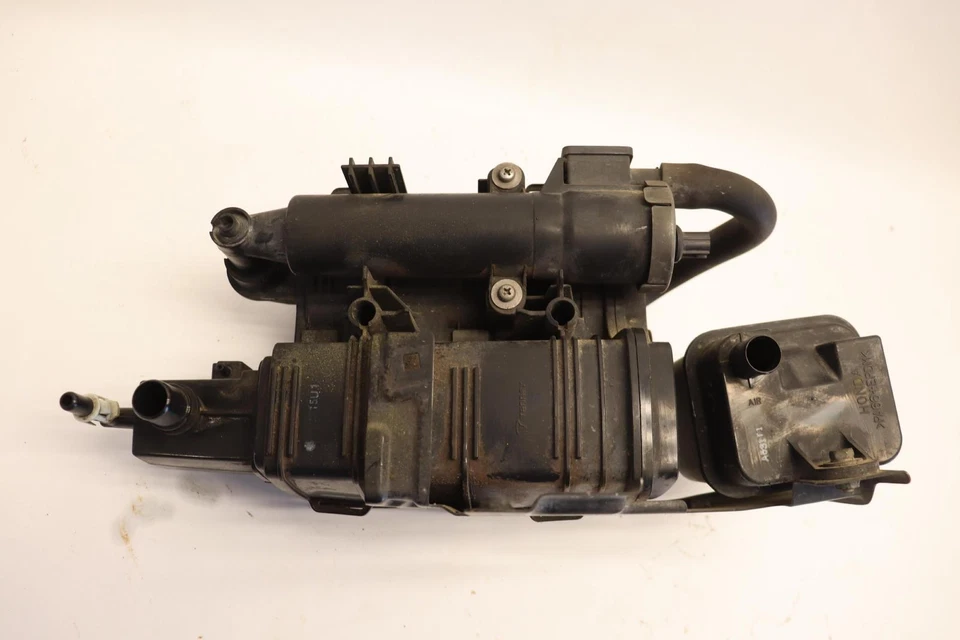 Honda S2000 2006-2009 evaporador de emisiones de combustible bote de vapor de carbón OEM Foto 2 de 4