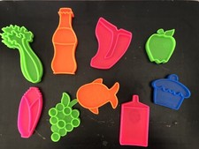 Vintage Mattel TUFF STUFF 1972 Plastic Toy Play Food Picnic 9 Pieces Made In USA