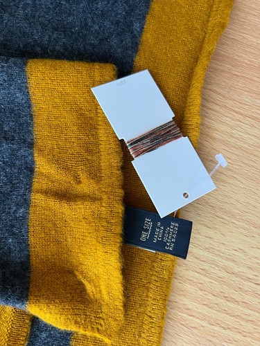 $190 Banana Republic Men's 7 feet Cashmere Light Weight Scarf Grey Mustard NEW - Picture 3 of 6
