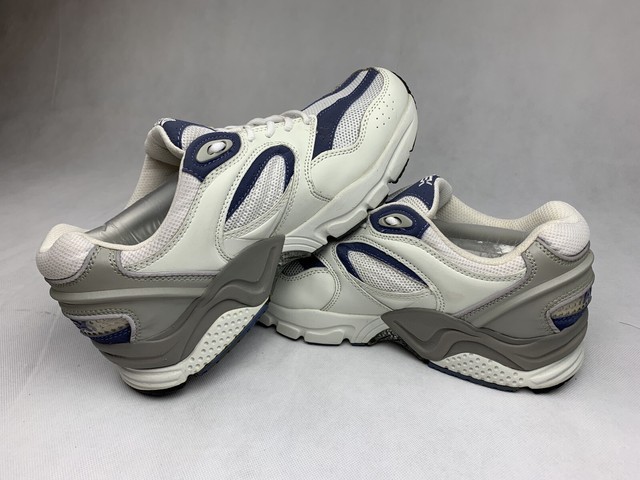 orthopedic tennis shoes mens