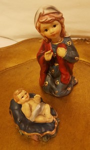 Nativity Set Of 2 Decorations Mary And Baby Jesus Pre Owned
