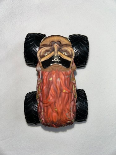 Monster Jam Sasquatch Monster Truck 1:64 Spin master RARE Excellent Condition - Picture 5 of 9