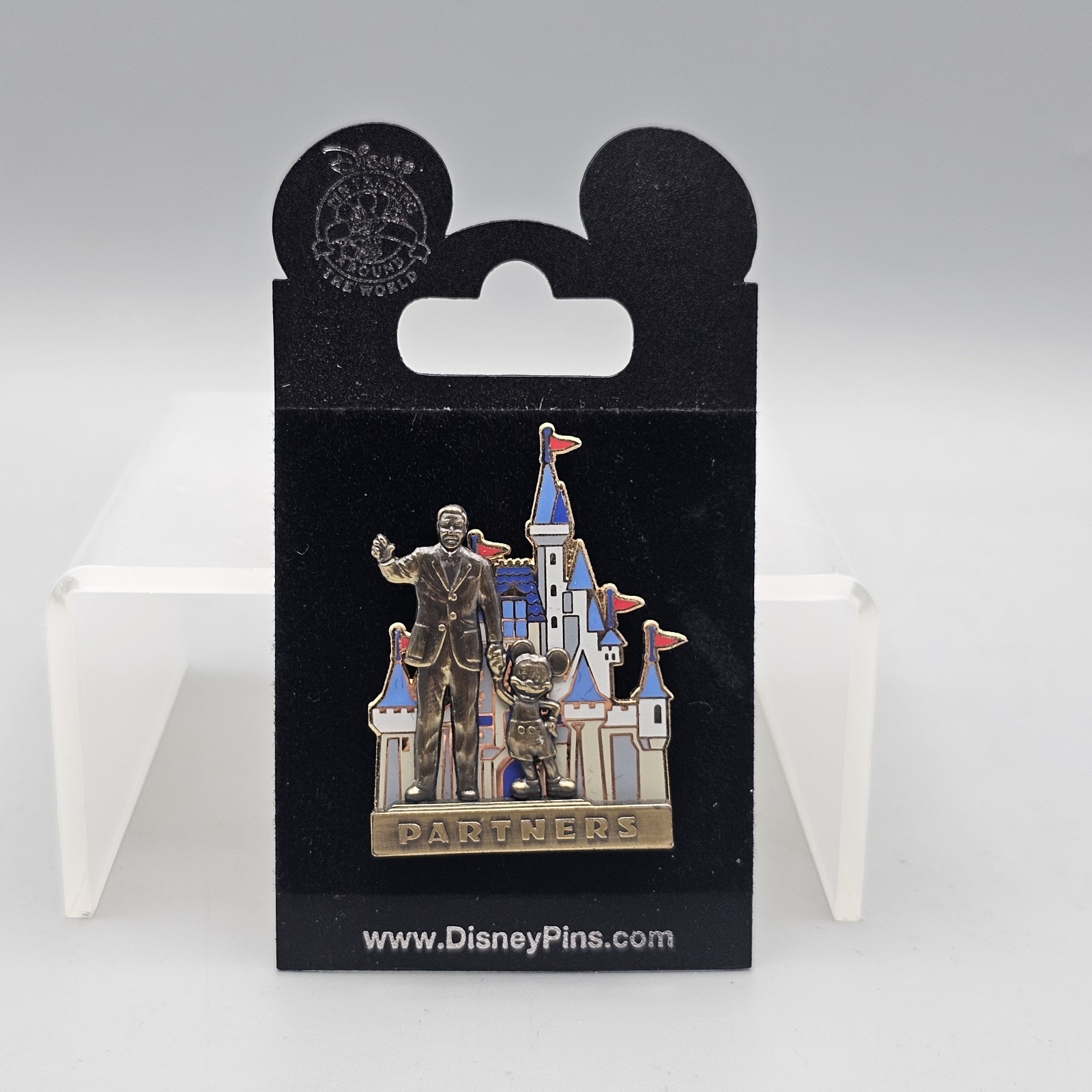 Disney Walt Disney Mickey Mouse Partners Castle Pin