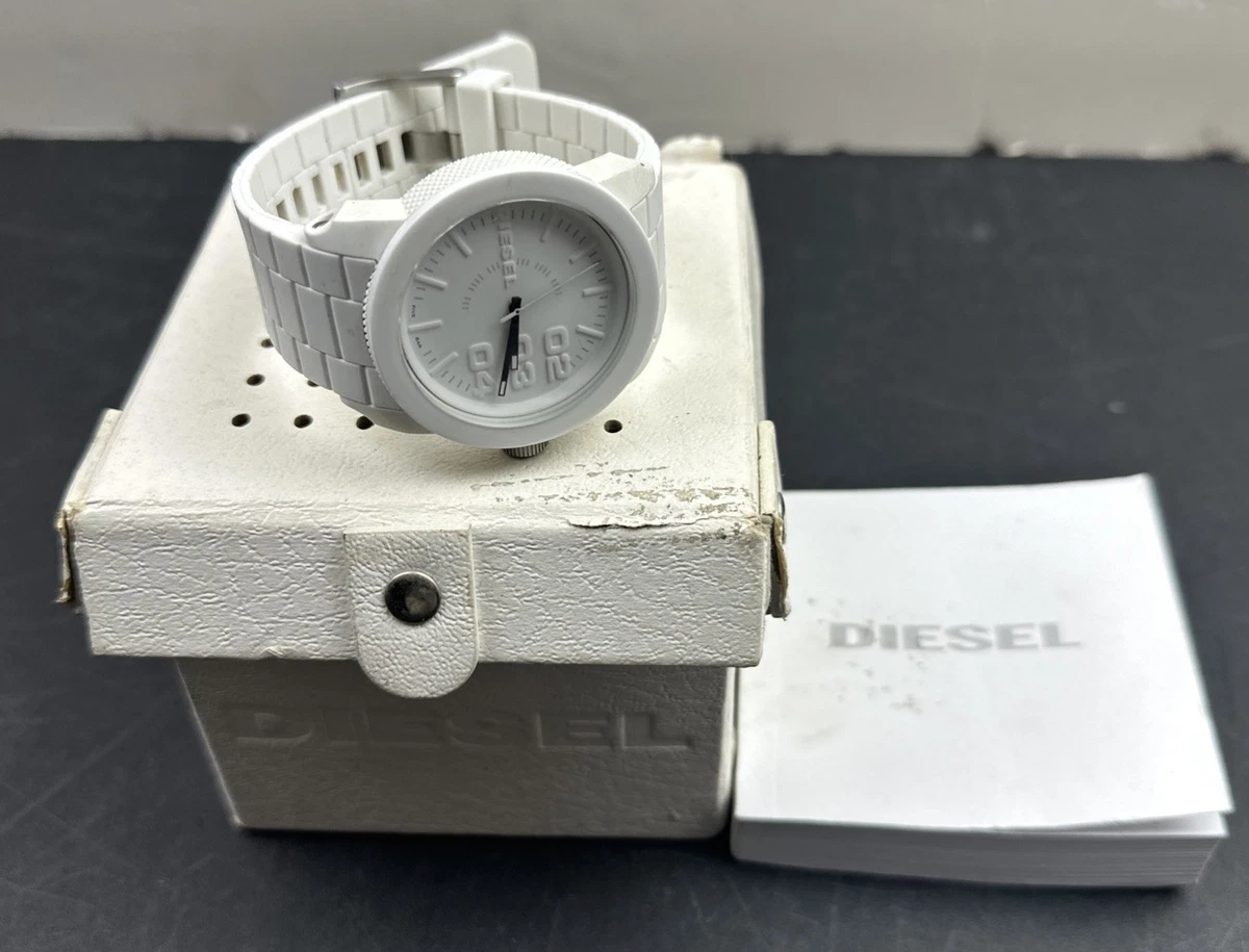 Diesel Analog DZ4684 Mega Chief Slim • EAN: 4064092335262 • .nl