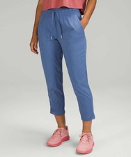 Lululemon Dance Studio Mid Rise Crop Pants - Size 2