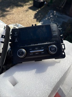 Audio Equipment Radio Receiver Sirius Fits 15-16 DODGE 1500 PICKUP 11409700