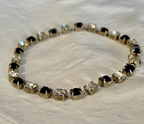 BRACELET vintage TENNIS style of black and clear rhinestones set in silver metal