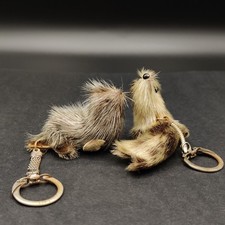 2er Set Vintage Echtfell SIEGEL Welpen Schlüsselanhänger Mini Spielzeug Souvenir Keychain