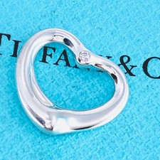 Ciondolo Tiffany & Co. cuore aperto diamante 0,05 ct top 22,4 mm argento...