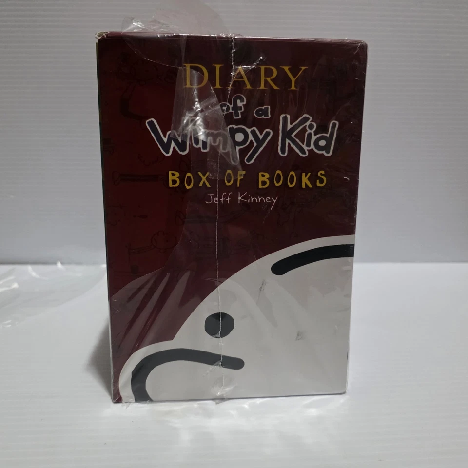 Diary of a Wimpy Kid: The Ultimate Collection Box Set #1-23 Paperback - Image 3 of 4