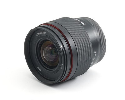 Samyang AF 12mm 2.0 für Sony E-Mount wie neu, geprüft vom Fachhändler #47660*
