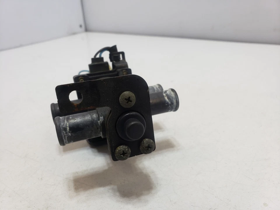 ✅ 1997-2006 OEM Jaguar XK8 XKR AC Heater Water Control Valve - Image 3 of 4