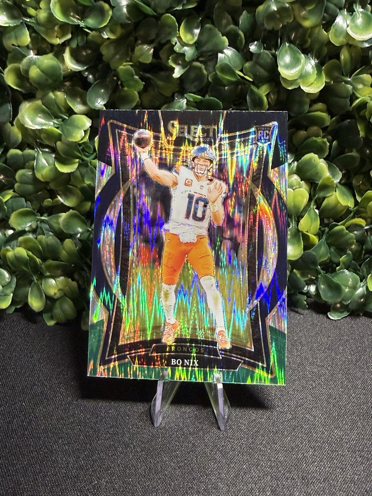 2024 Panini Select - Concourse Bo Nix #30 Black & Green Shock Prizm (RC)