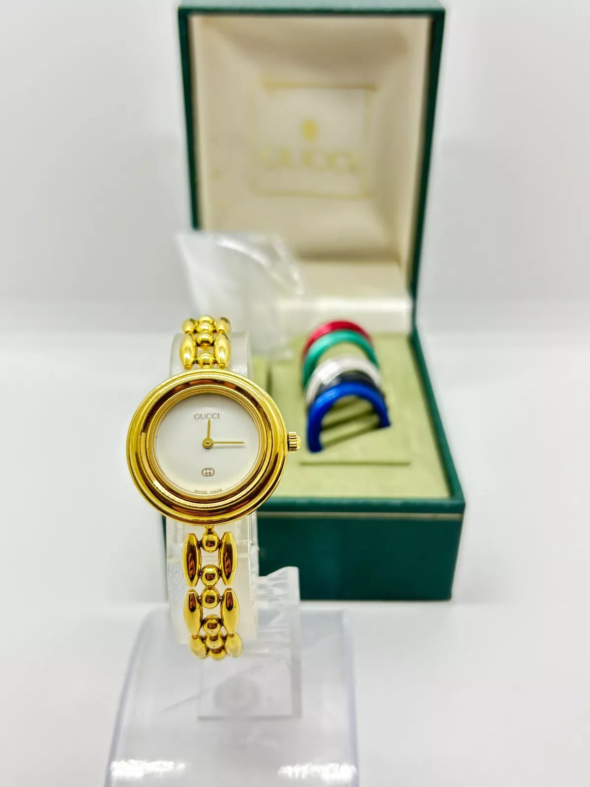 [Presque comme neuve avec boite] Montre GUCCI lunette changeante 11/12 6 couleurs or occasion fonctionne F/S