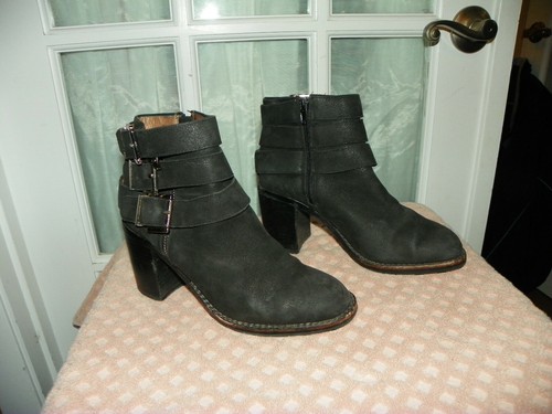 Jeffrey Campbell Black Leather Heeled 