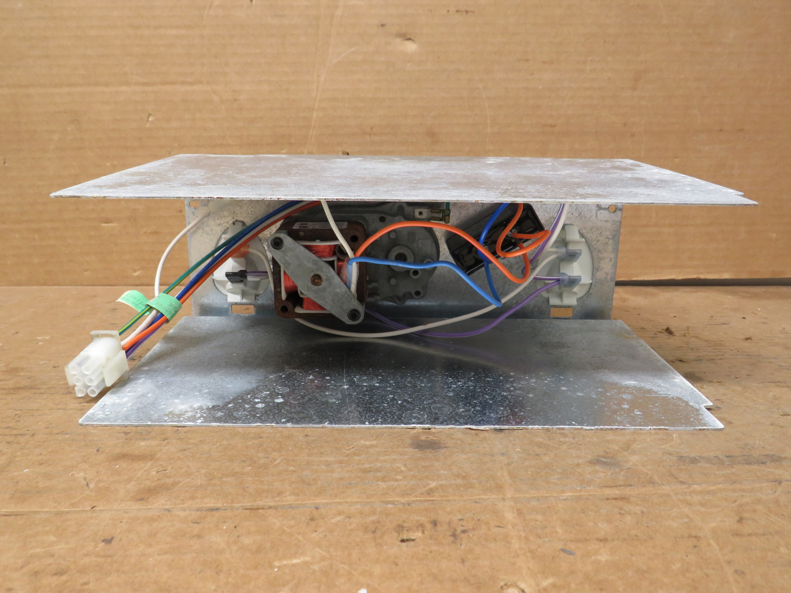 Amana Refrigerator Ice Auger Motor + Bracket Part 67003226 12561701