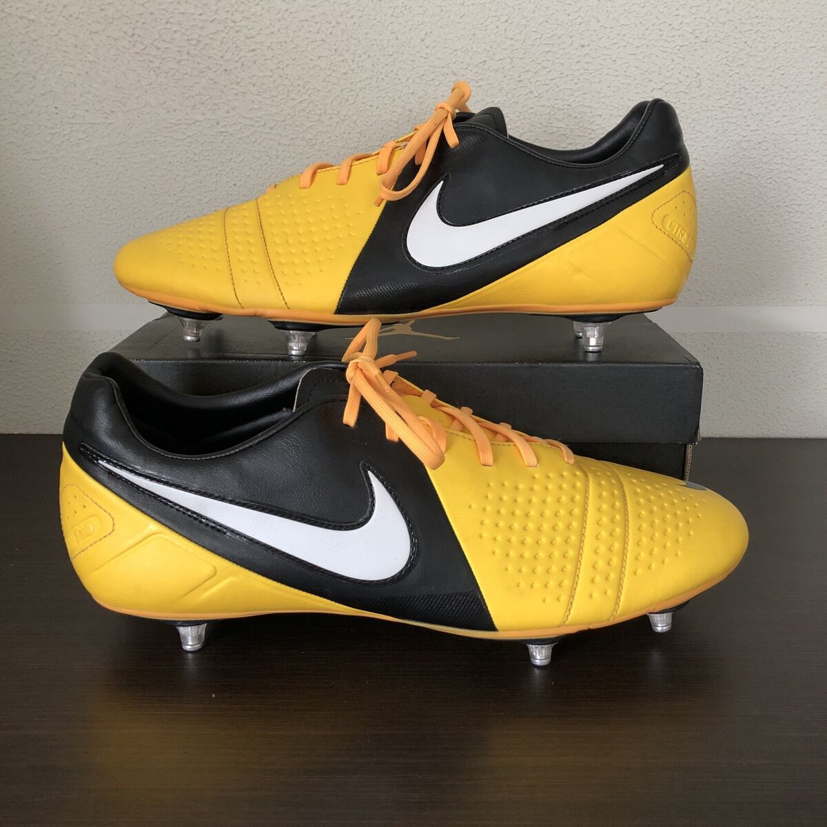 Rare Nike CTR360 LIBRETTO lll SG 525160 Yellow Black Cleats Rare Nike CTR360 LIBRETTO lll SG 525160 Yellow Black Cleats