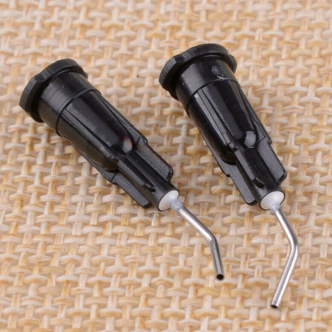 Safe-Dent Pre-Bent Flow Applicator tips, Black, 20 gauge flow sealant, 100/pk - The Dental