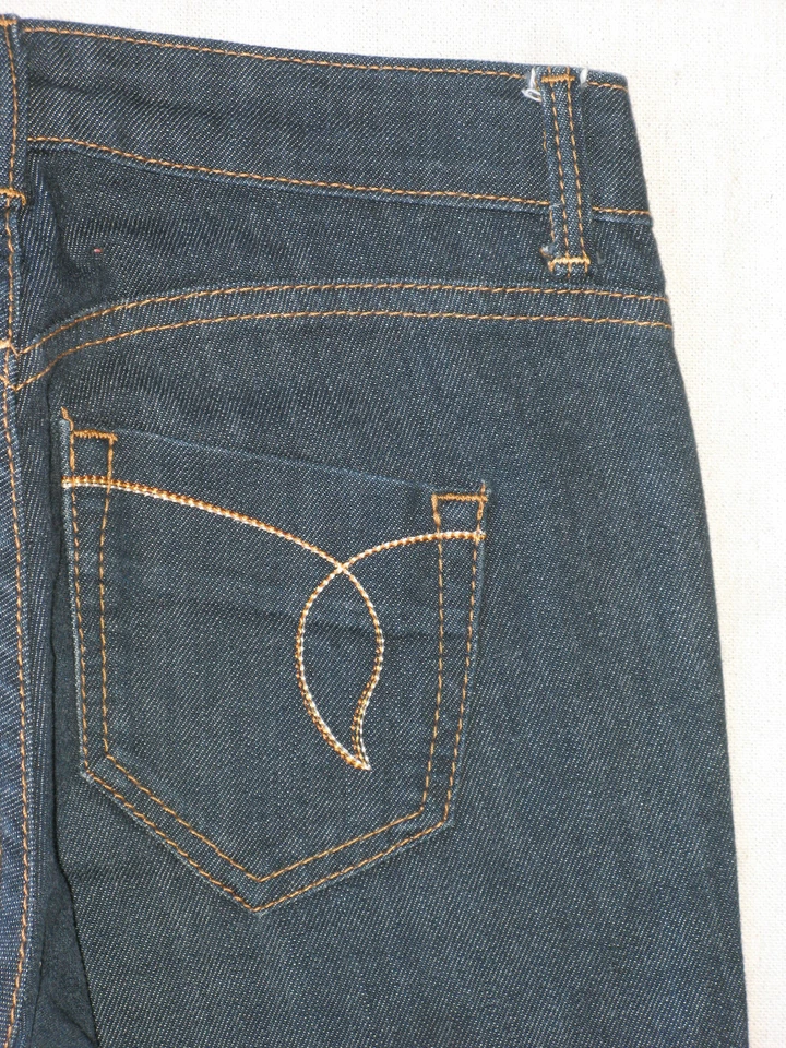 Pantalones de mezclilla rectos ajustados EDUN para mujer talla 24 cintura baja-azul oscuro con elástico L33 Foto 3 de 4