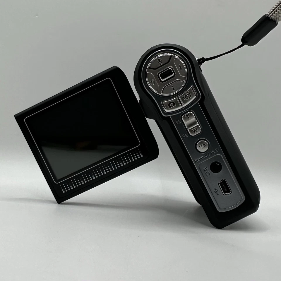 Black Silver Vivitar DVR 550 Camcorder Digital Camera Camcorder Vintage Y2K - Image 3 of 4