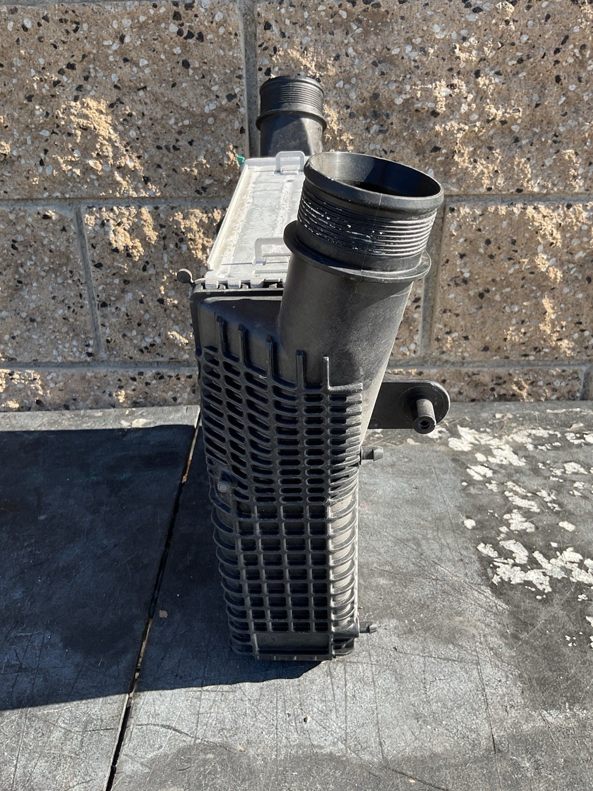 2019-2023 BENTLEY CONTINENTAL FLYING SPUR AIR INTERCOOLER RADIATOR USED OEM
