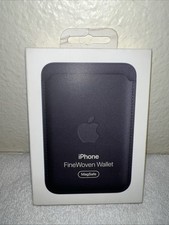 Official Apple FineWoven Wallet with MagSafe  Black  NEW