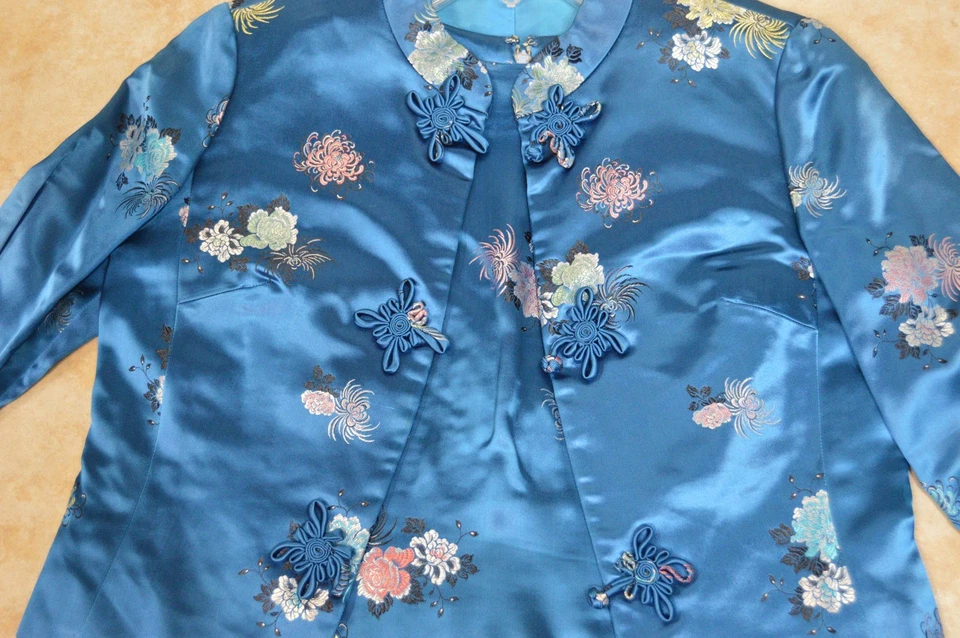 Traje de vestir vintage japonés asiático de 2 piezas para mujer azul satinado floral Foto 4 de 4