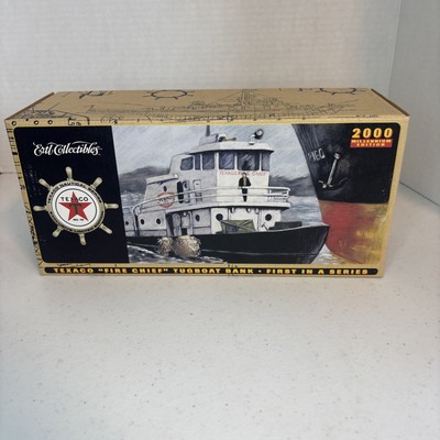 2000 Millennium Edition Texaco Fire Chief Tugboat Bank- Ertl Mint In Sealed Box