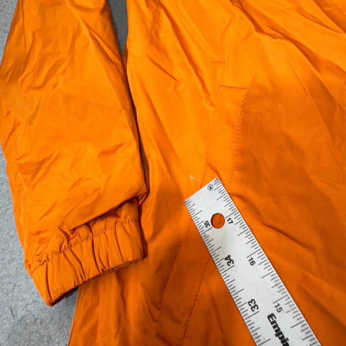 s-l1200.jpg s-l1200.jpg