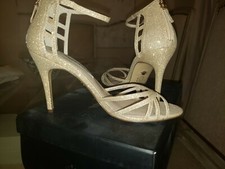 NINA New York Champagne Bliss Evening Sandals SZ 8