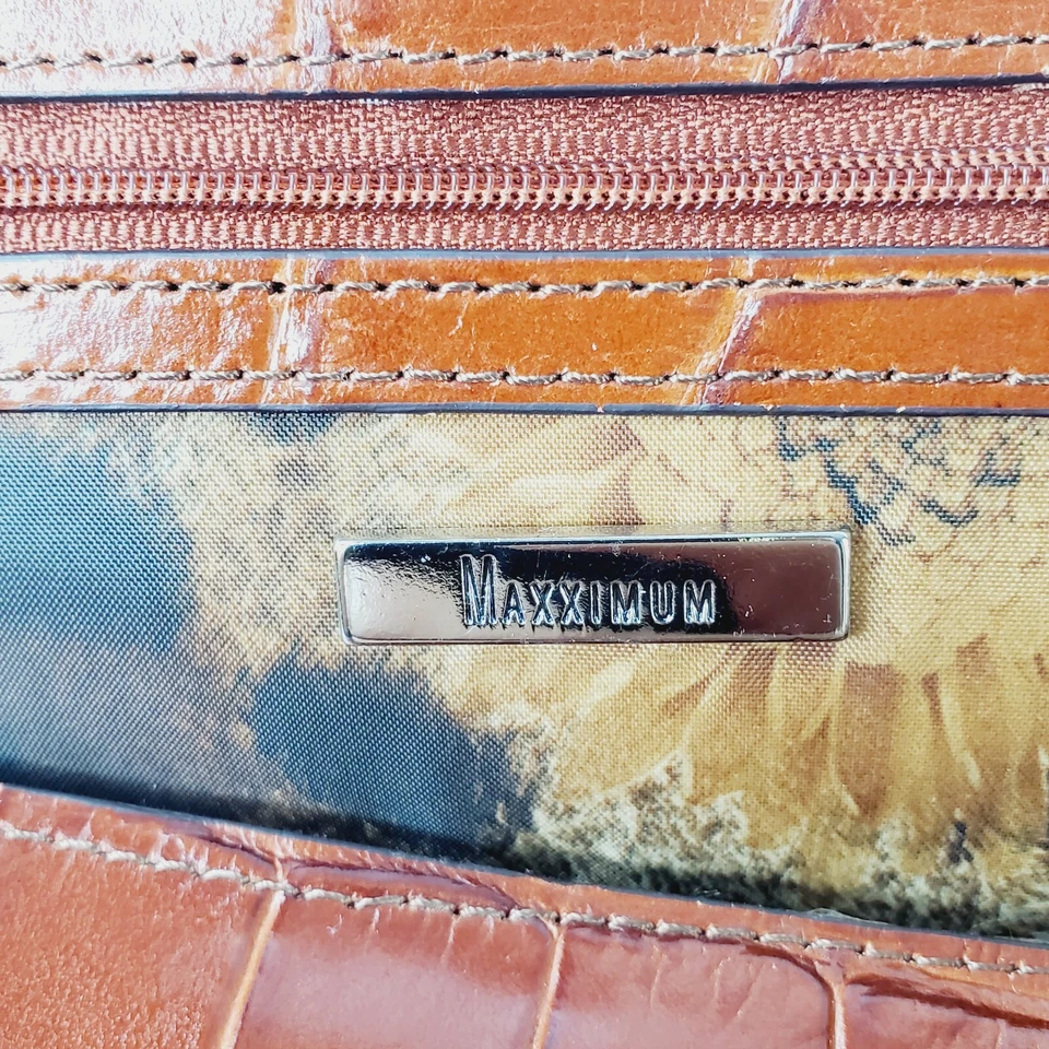 Maxximum βCrocβ 100% Embossed cow Vintage Leather Shoulder Bag - Image 4 of 4