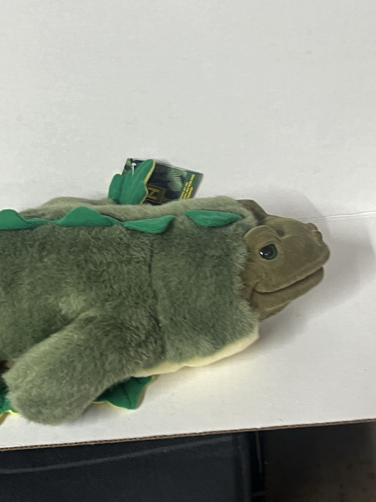 Iguana Lizard Reptile Puppet Hosung Brand Plush w/Tags 1997