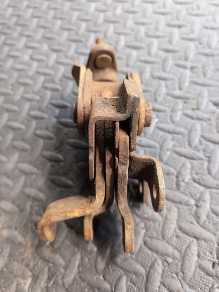 1964-1967 CHEVY Chevelle MUNCIE Inland ITM 4 SPEED SHIFTER BENCH SEAT - Image 4 of 4