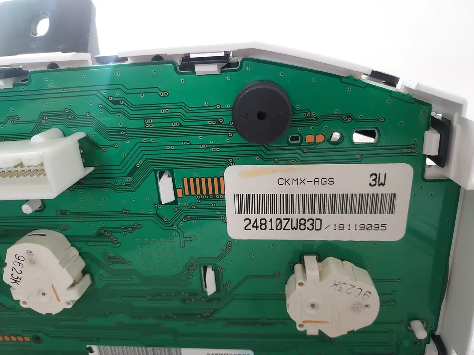 2010-2011 Nissan Versa Speedometer Instrument Cluster Gauges 149,051 Miles - OEM - Image 3 of 4