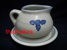 Pfaltzgraff YORKTOWNE Round Gravy Boat Sauce Server Pitcher Under Plate Tray 