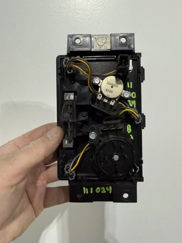 94-97 CHEVY GMC UNIDAD DE CONTROL DE CLIMA TÉRMICO S-10 BLAZER JIMMY HVAC SONOMA TEMP Foto 4 de 4