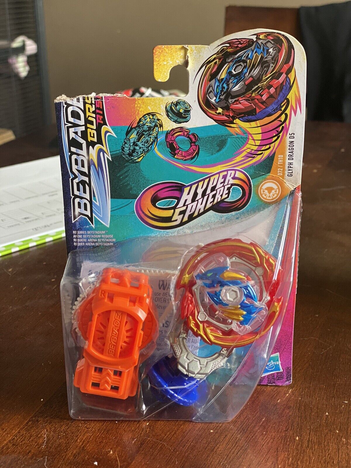 Beyblade Burst Original Hasbro Glyph Dragon D5 com Estojo - Pião