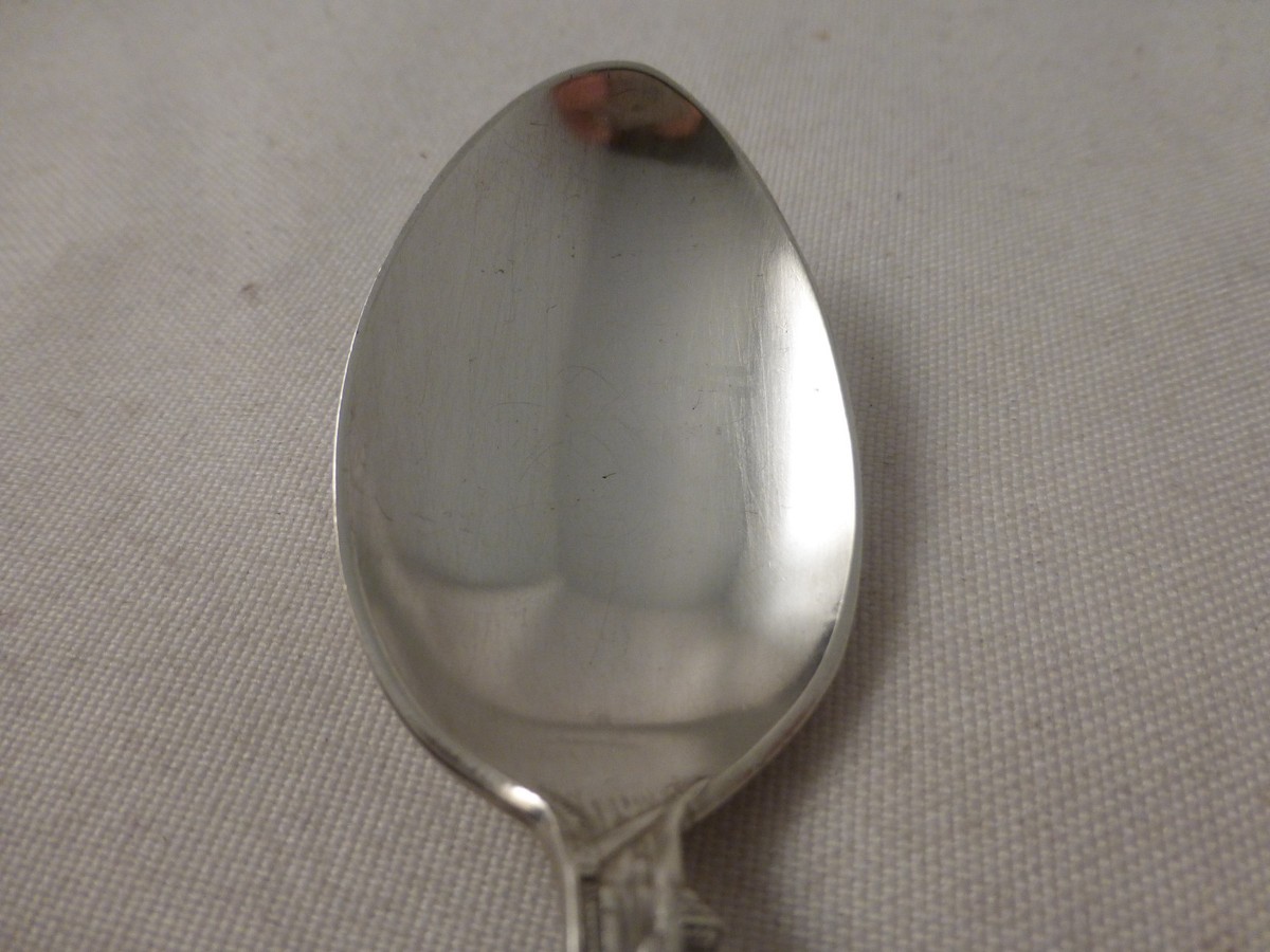 Chicago, Illinois Sterling Souvenir Spoon - 5-3/4