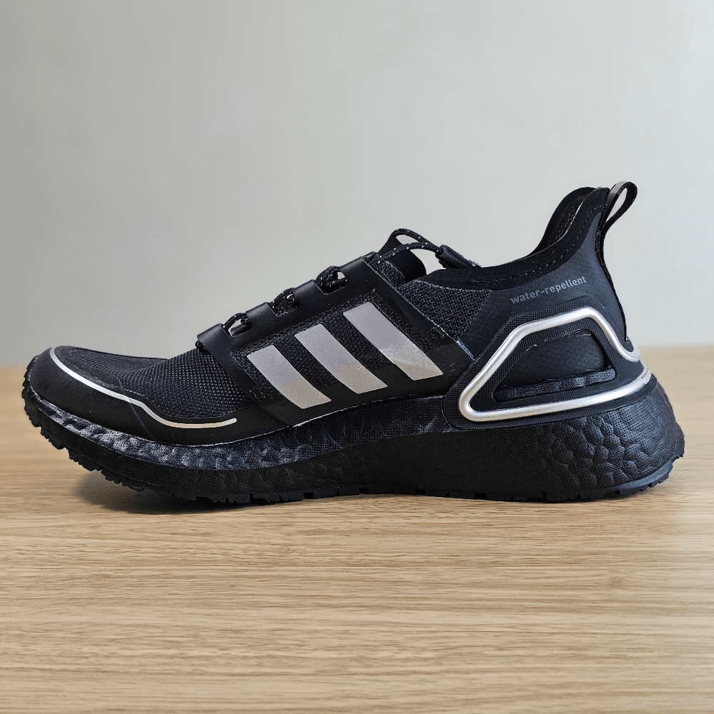 Adidas Ultraboost 20 Cold Ready Running Shoes Men display picture 2