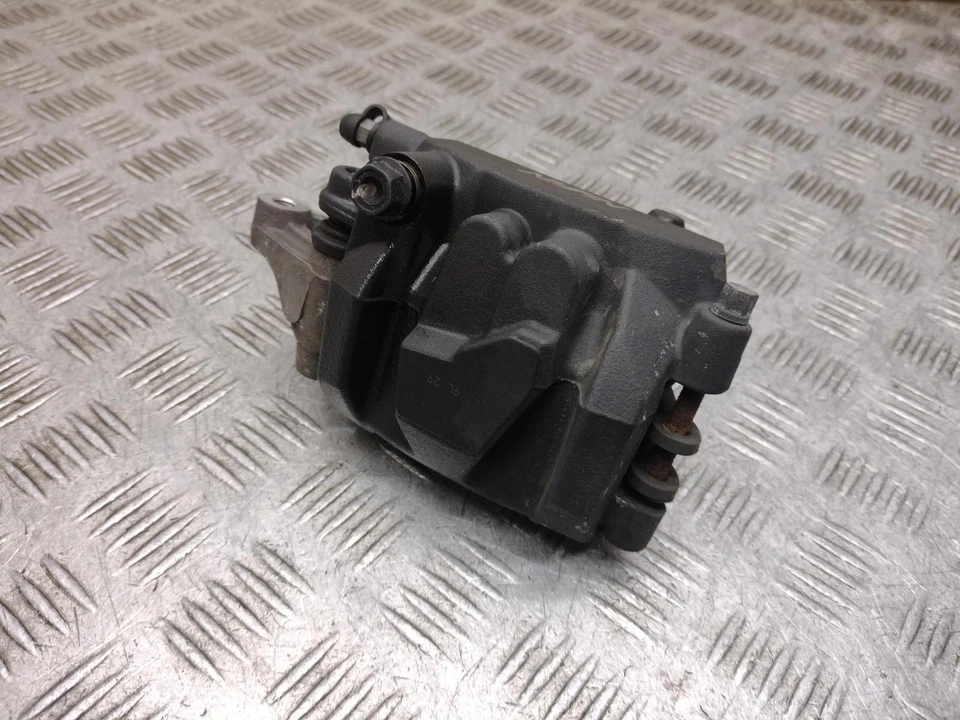 Honda VFR1200X 2018 Crosstourer kit de pinzas de freno delanteras  Foto 4 de 4