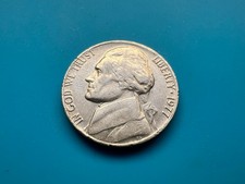 5 cents. 1977. Philadelphia. Jefferson. Rare in good condition.
