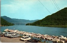 Chrome BOATS SCENE Hinton - Near Beckley West Virginia WV f/01 AH8764